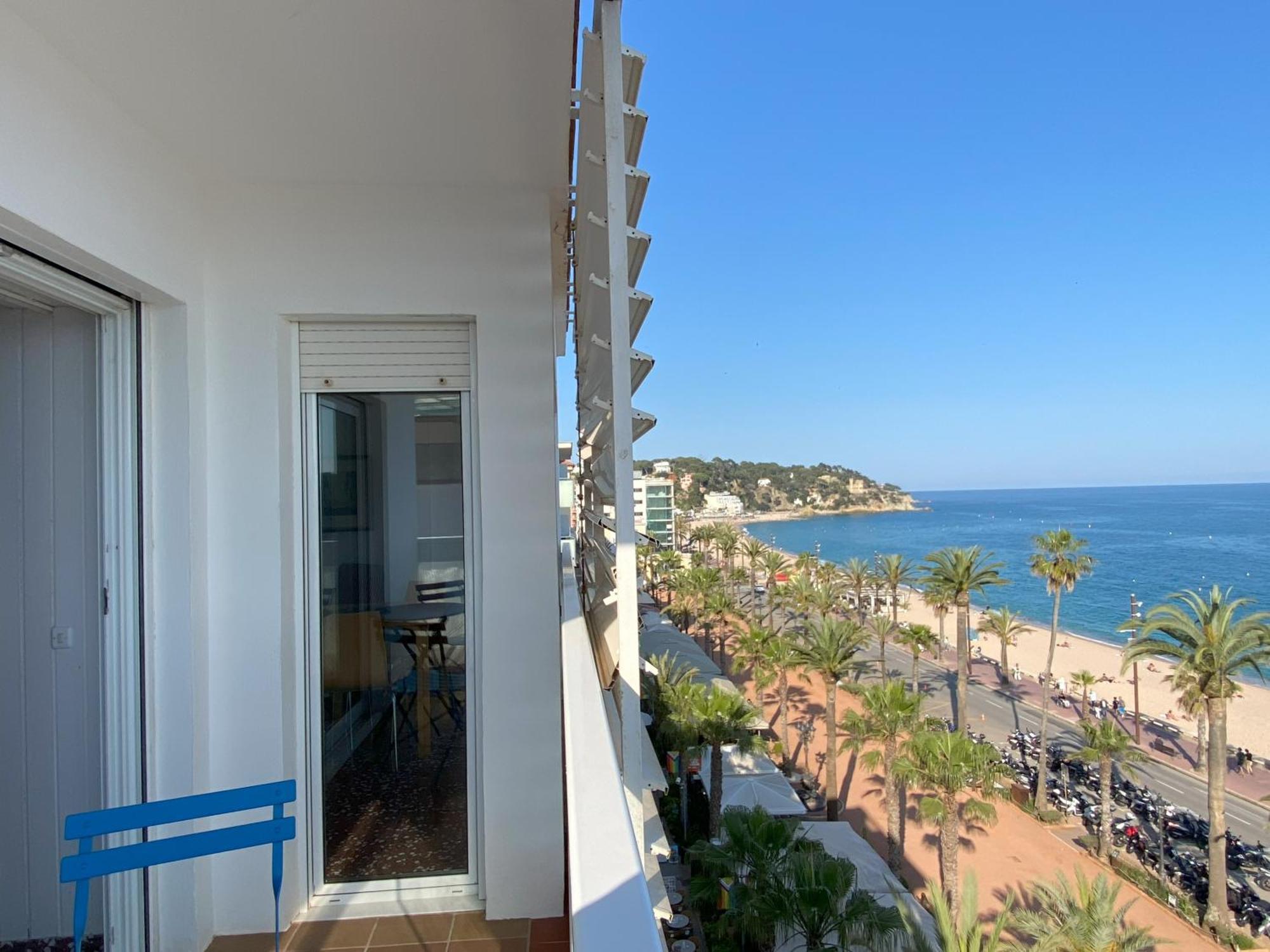 Mediterranean Apartment In Lloret De Mar Next To The Sea Экстерьер фото